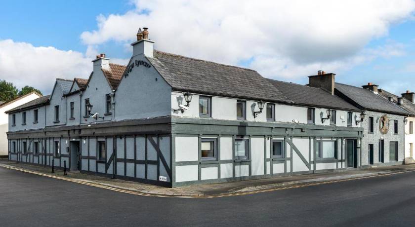  Hugh Lynch's Self Catering